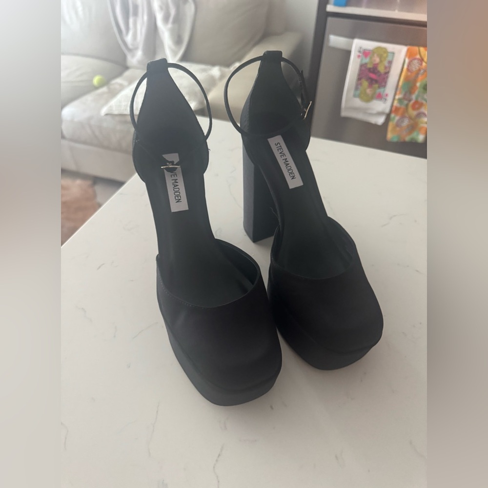 Steve Madden Black Platform Heels